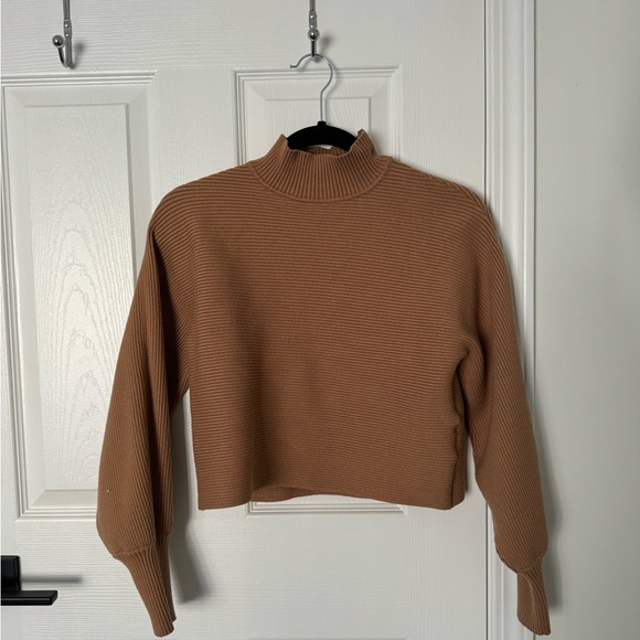 Zara Ribbed Mock Turtleneck Sweater in Size S - Picture 2 of 5